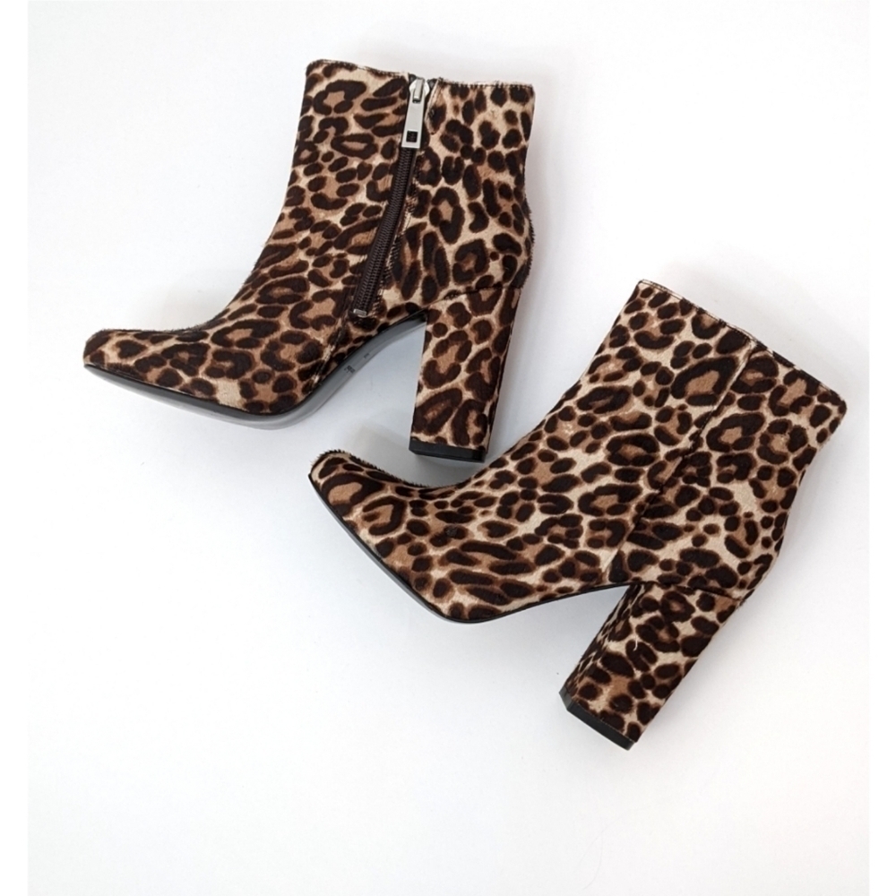 charles David Leopard Print Calf Hair Ankle Boots NWOB 7.5 - Picture 3 of 9